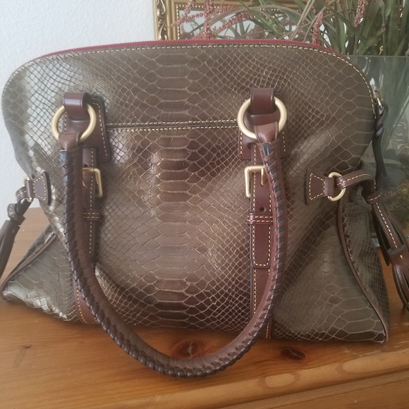 Purse - Picture 3 of 3